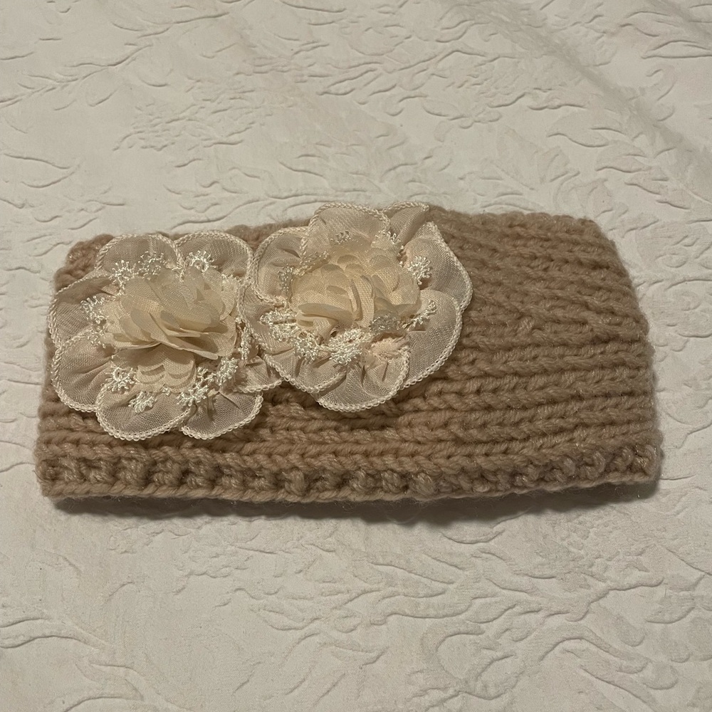 Adorable Knitted Headband with Flower